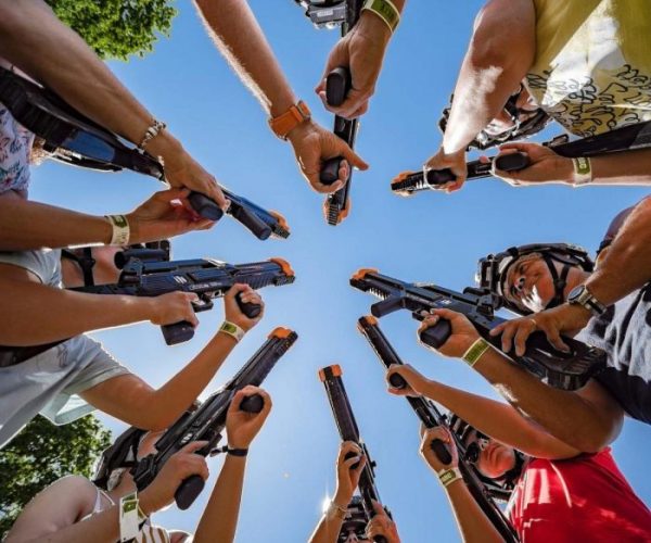 Laser game Team Building